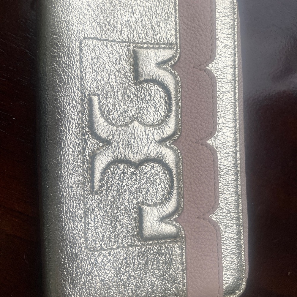 Tory Burch wallet